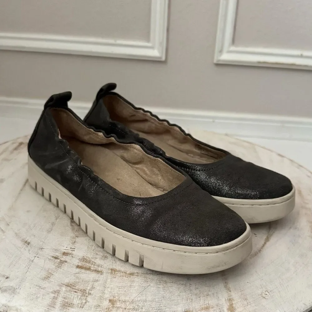 Vionic Uptown Ballet Loafer Elastic Topline Leather Polluted Silver Women's 6 - Picture 2 of 8